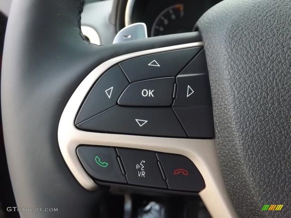 2014 Jeep Grand Cherokee Overland Controls Photo #82584703