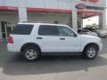 Oxford White - Explorer XLT 4x4 Photo No. 9