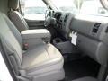 Glacier White - NV 2500 HD S Photo No. 10