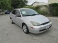 CD Silver Metallic - Focus SE Sedan Photo No. 2