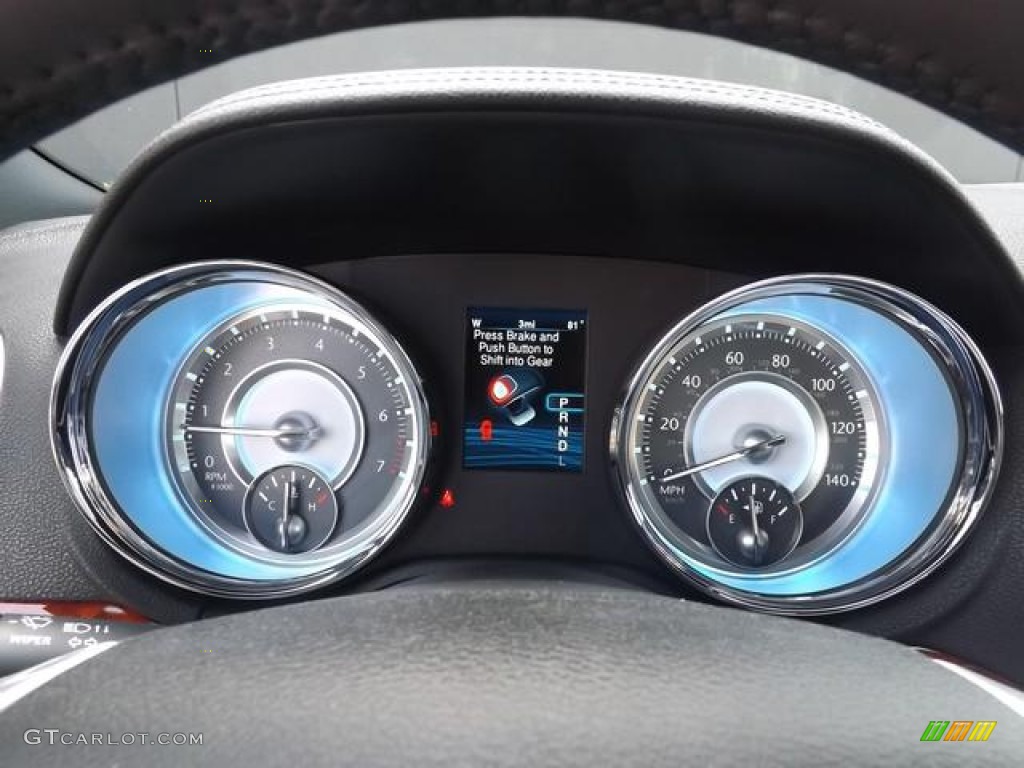 2013 300  - Gloss Black / Black photo #20