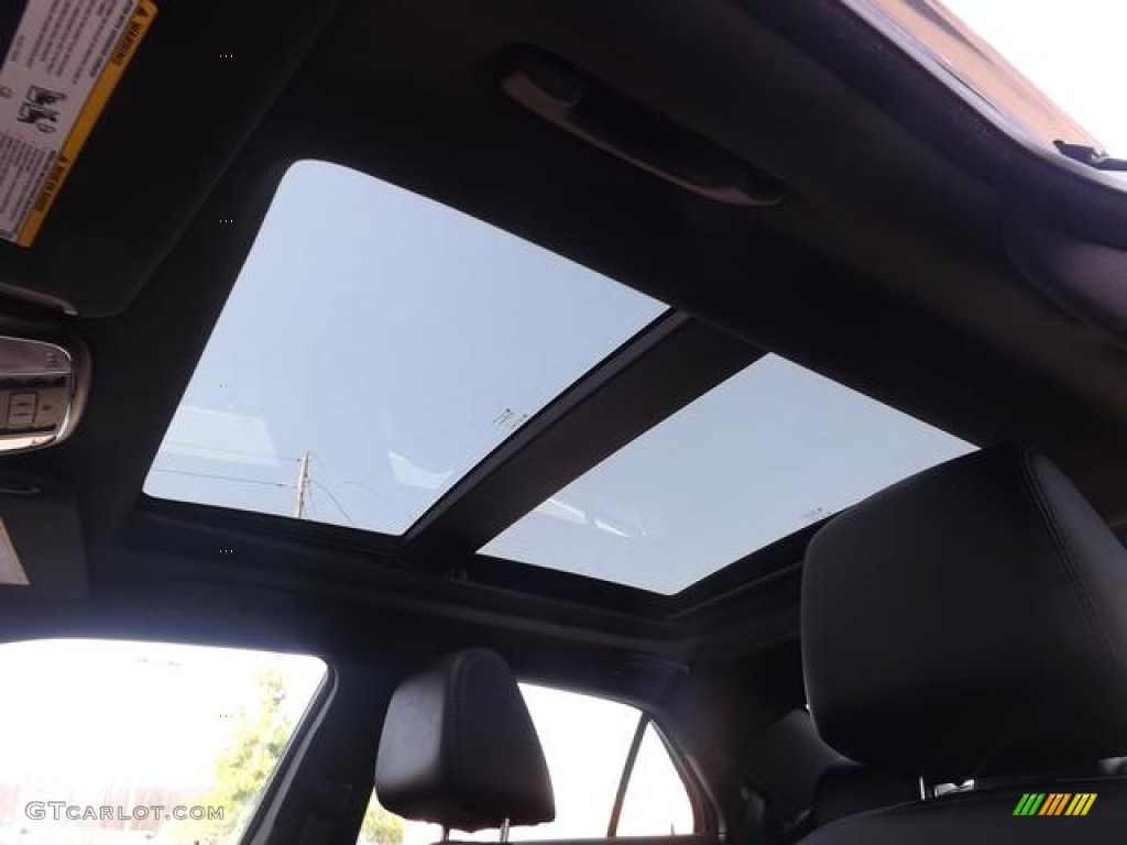 2013 300  - Gloss Black / Black photo #22