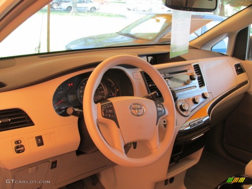 2011 Sienna LE AWD - Super White / Light Gray photo #11