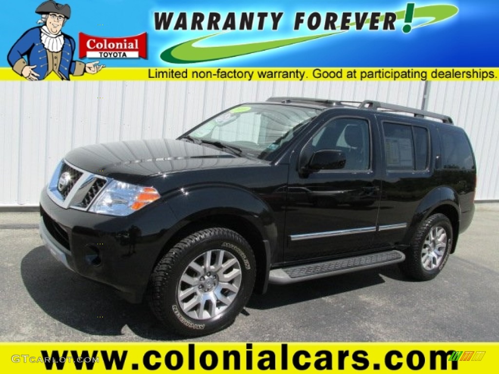 2010 Pathfinder LE 4x4 - Super Black / Graphite photo #1