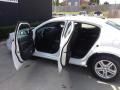 New Bright White - Avenger SE V6 Photo No. 10