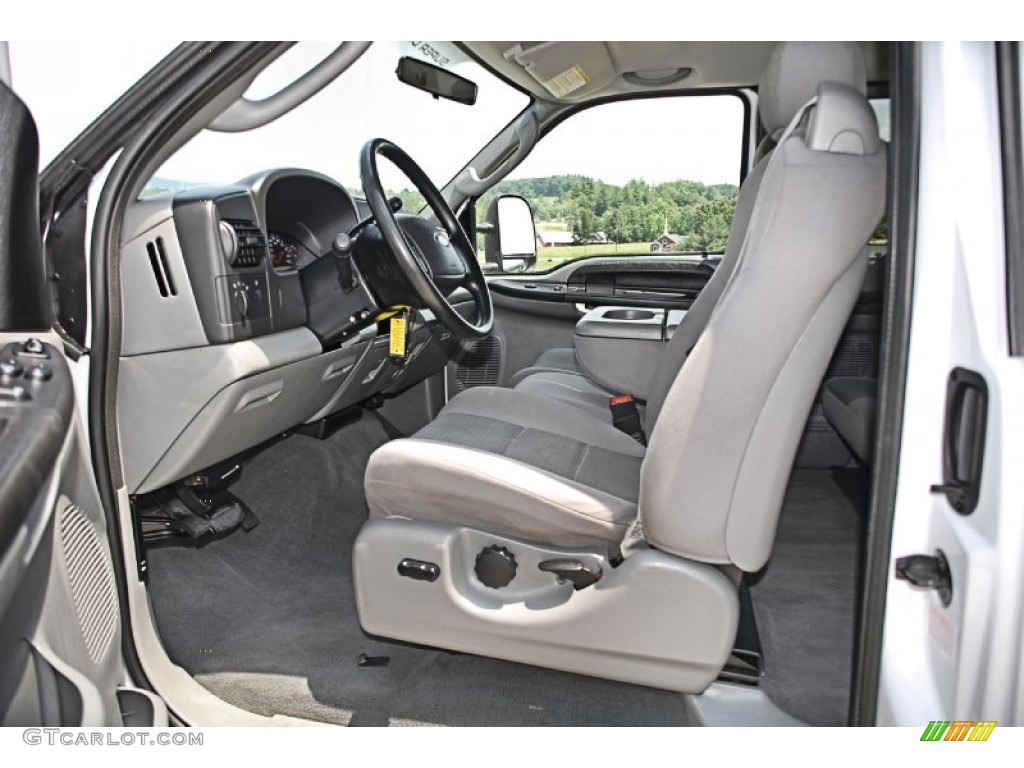 2005 Ford F250 Super Duty XLT SuperCab 4x4 Front Seat Photo #82593856