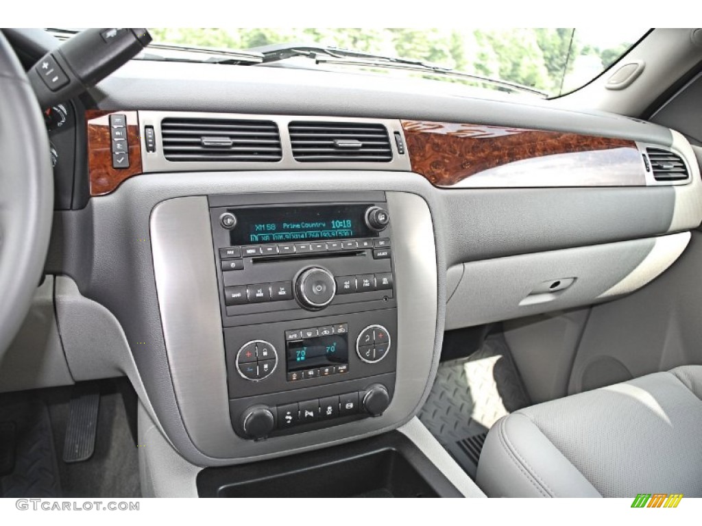 2013 GMC Sierra 2500HD SLT Crew Cab 4x4 Dark Titanium/Light Titanium Dashboard Photo #82594628