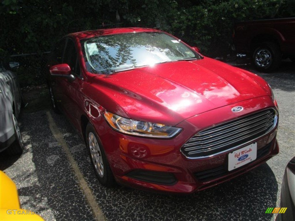 2013 Fusion S - Ruby Red Metallic / Earth Gray photo #1