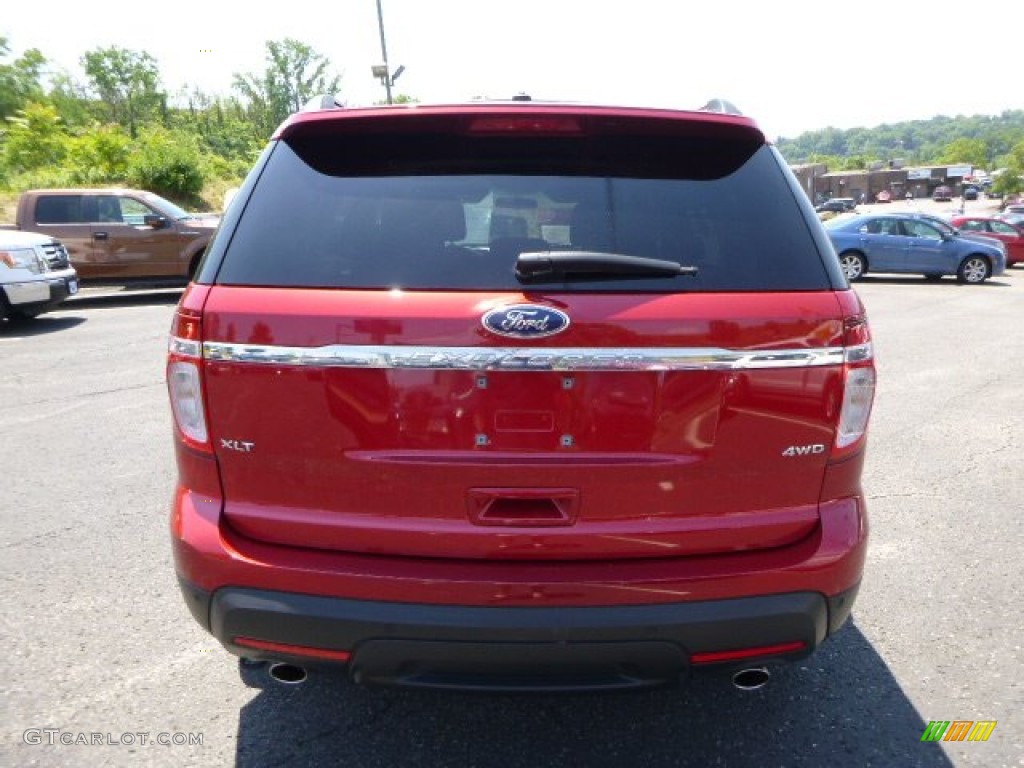2011 Explorer XLT 4WD - Red Candy Metallic / Charcoal Black photo #3