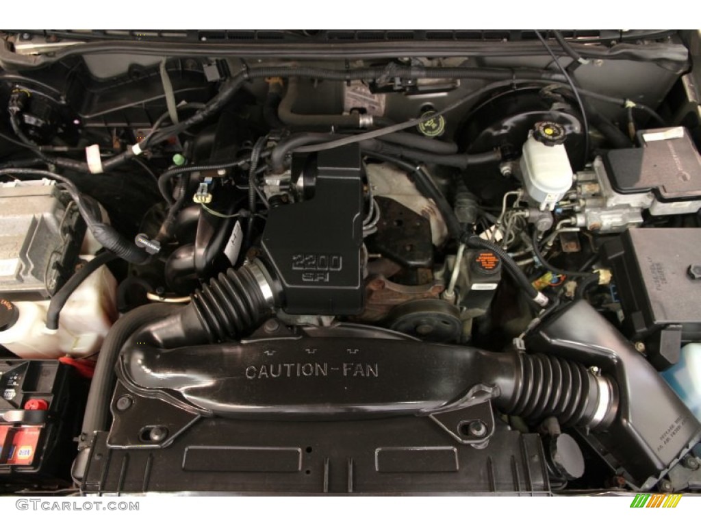 1999 Chevrolet S10 Regular Cab 2.2 Liter OHV 8-Valve 4 Cylinder Engine Photo #82596325