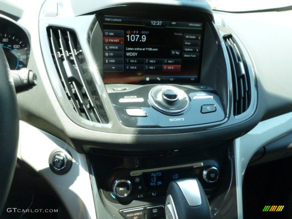 2013 Escape SEL 2.0L EcoBoost 4WD - Ruby Red Metallic / Charcoal Black photo #13