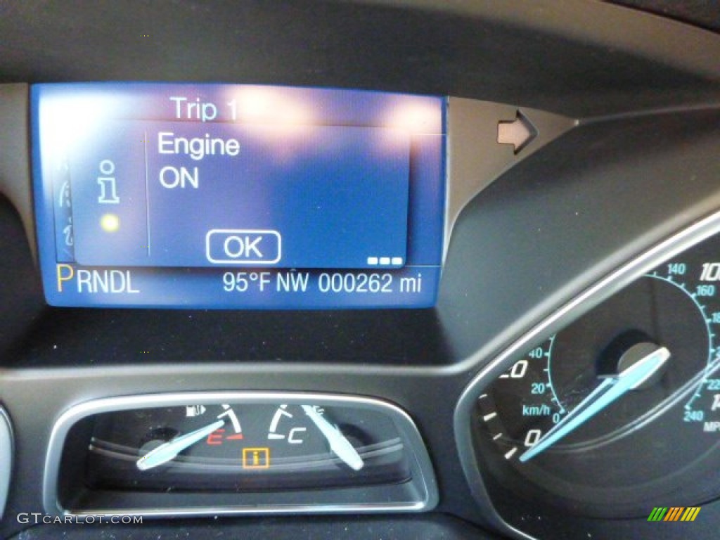 2013 Focus SE Sedan - Ruby Red / Medium Light Stone photo #14