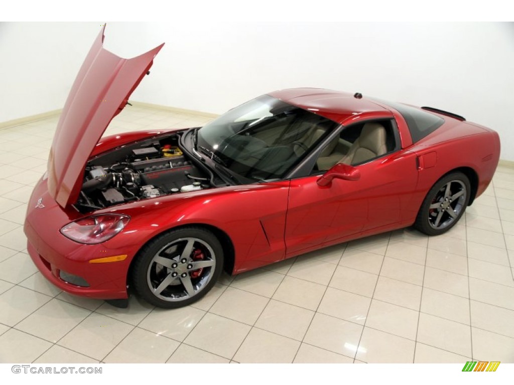 2005 Corvette Coupe - Magnetic Red Metallic / Cashmere photo #31