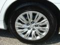 Super White - Camry LE Photo No. 14