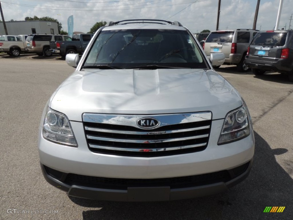 2009 Borrego LX V6 - Bright Silver / Black photo #2