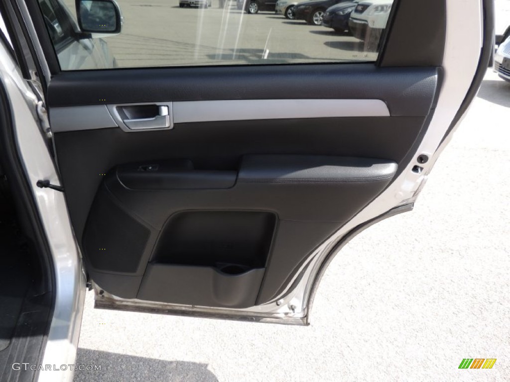 2009 Borrego LX V6 - Bright Silver / Black photo #10