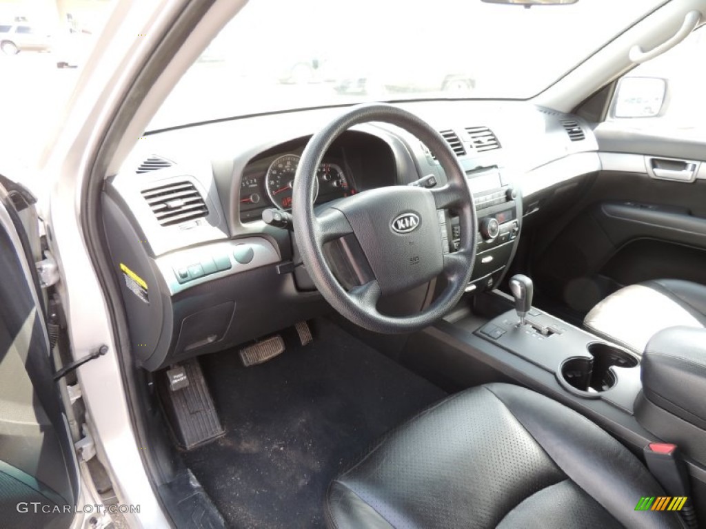 2009 Borrego LX V6 - Bright Silver / Black photo #13