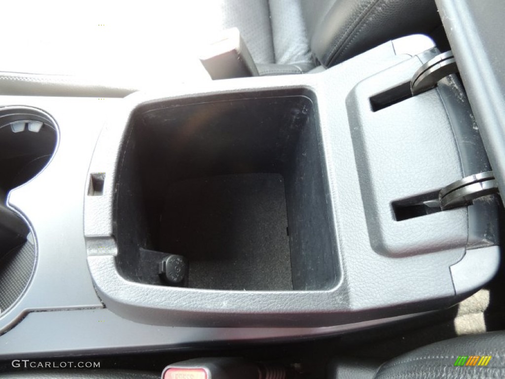 2009 Borrego LX V6 - Bright Silver / Black photo #24