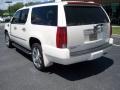 White Diamond - Escalade ESV AWD Photo No. 20