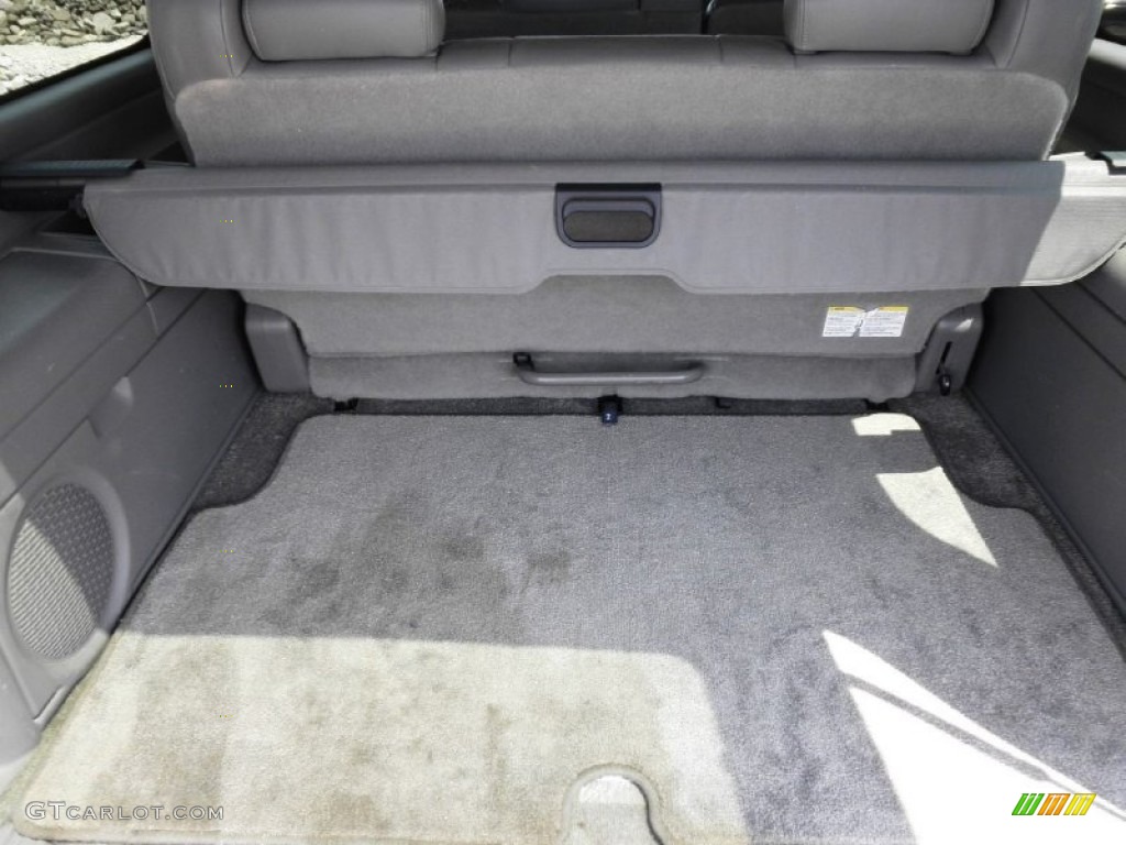 2003 Suburban 1500 LT 4x4 - Indigo Blue Metallic / Gray/Dark Charcoal photo #26