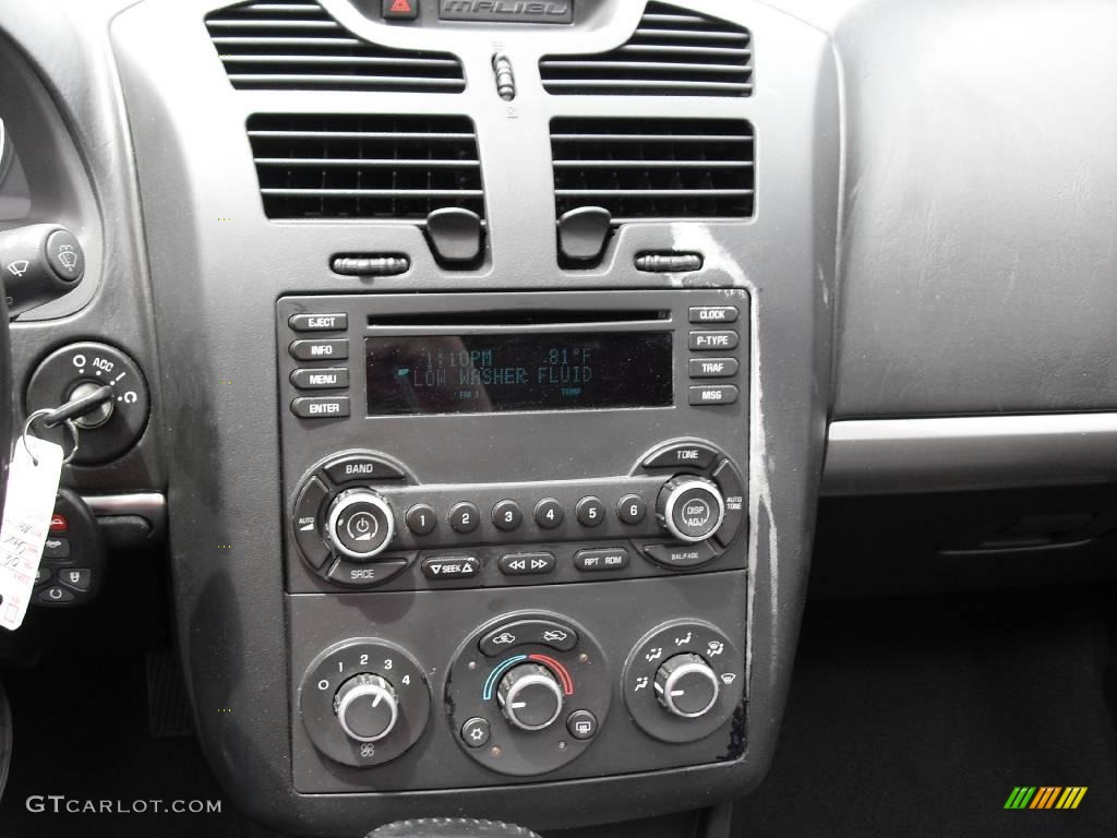2006 Malibu LT V6 Sedan - Silverstone Metallic / Titanium Gray photo #11