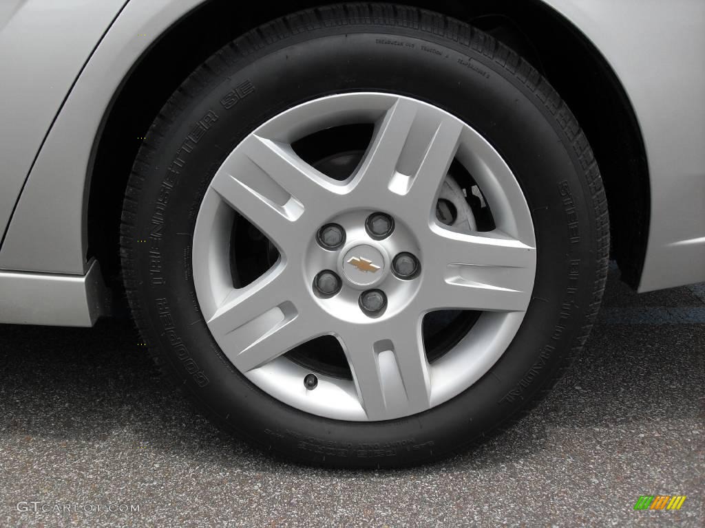 2006 Malibu LT V6 Sedan - Silverstone Metallic / Titanium Gray photo #17
