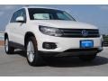 Candy White - Tiguan SE Photo No. 1