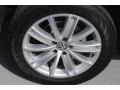Candy White - Tiguan SE Photo No. 8