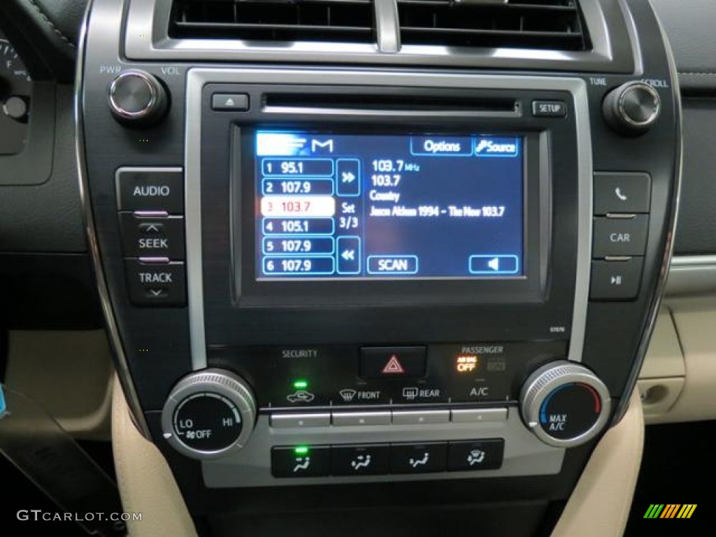 2013 Camry L - Champagne Mica / Ivory photo #12