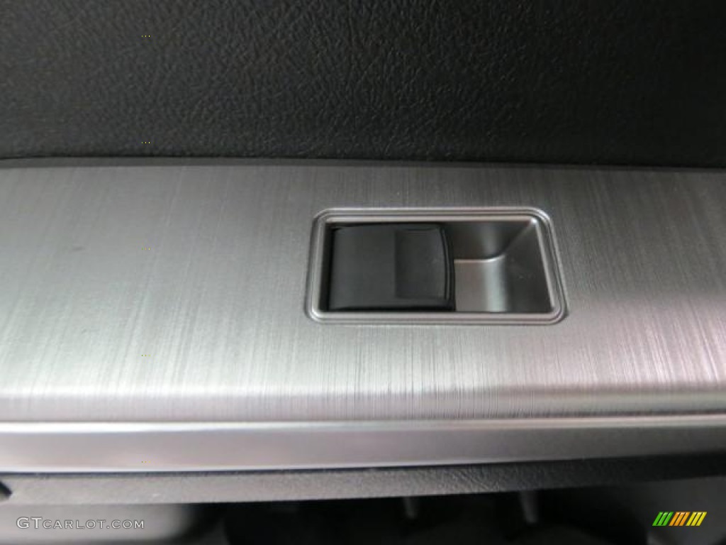 2013 Camry SE - Magnetic Gray Metallic / Black photo #7