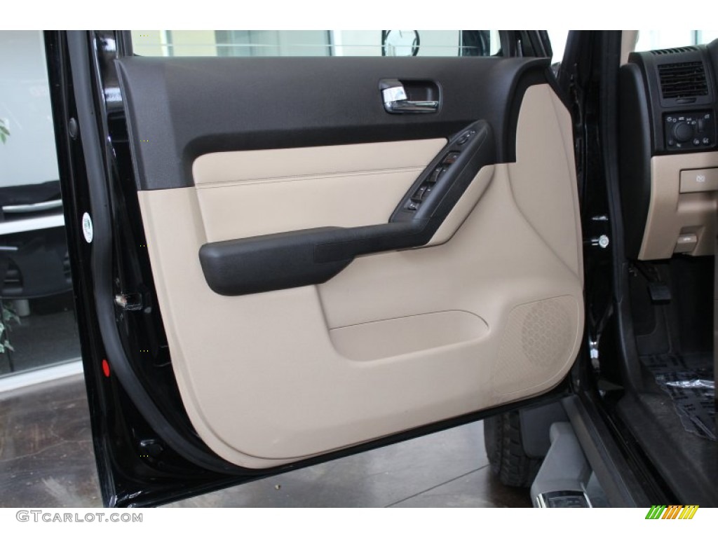 2009 Hummer H3 T Alpha Light Cashmere/Ebony Door Panel Photo #82609244