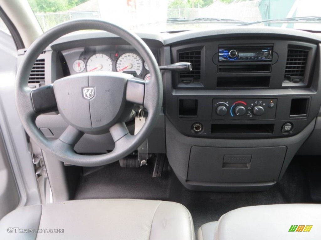 2006 Ram 1500 Laramie Quad Cab - Bright Silver Metallic / Medium Slate Gray photo #31