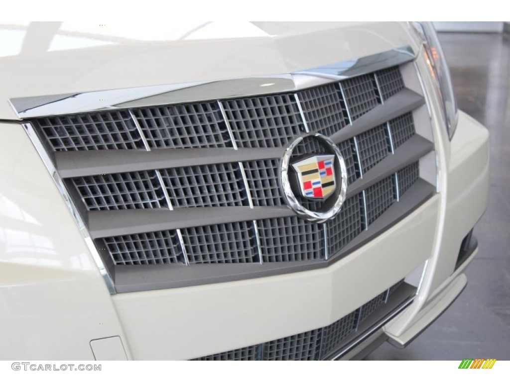 2011 CTS 3.0 Sedan - Vanilla Latte Metallic / Ebony photo #10