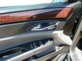 Black Raven - SRX 4 V6 AWD Photo No. 2