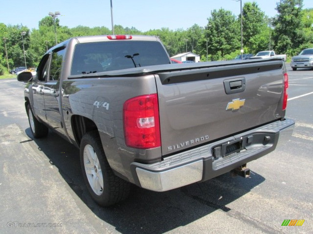 2008 Silverado 1500 LT Crew Cab 4x4 - Desert Brown Metallic / Dark Titanium photo #7