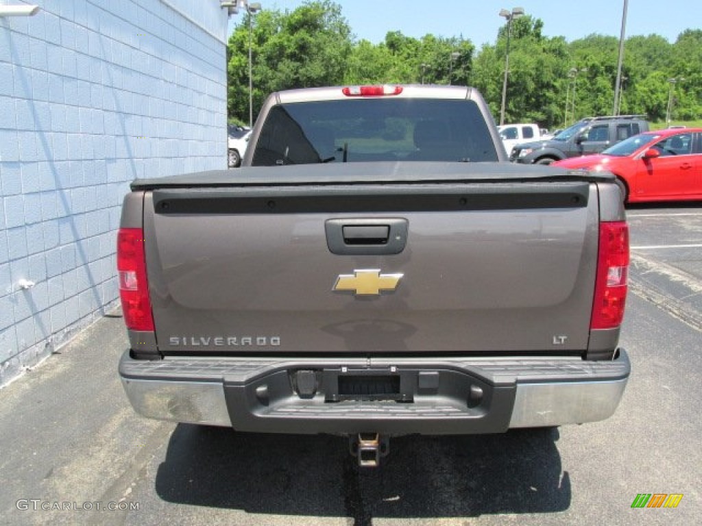 2008 Silverado 1500 LT Crew Cab 4x4 - Desert Brown Metallic / Dark Titanium photo #8