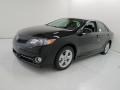 Attitude Black Metallic - Camry SE Photo No. 3