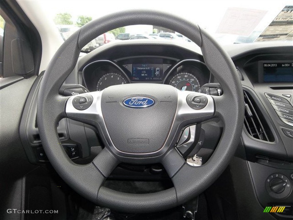 2013 Focus S Sedan - Tuxedo Black / Charcoal Black photo #14