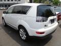 2010 Diamond White Pearl Mitsubishi Outlander GT 4WD  photo #4