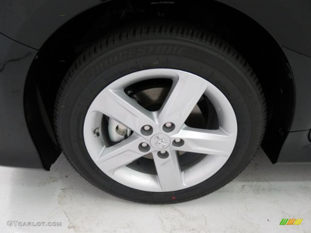 2013 Camry SE - Attitude Black Metallic / Black photo #4