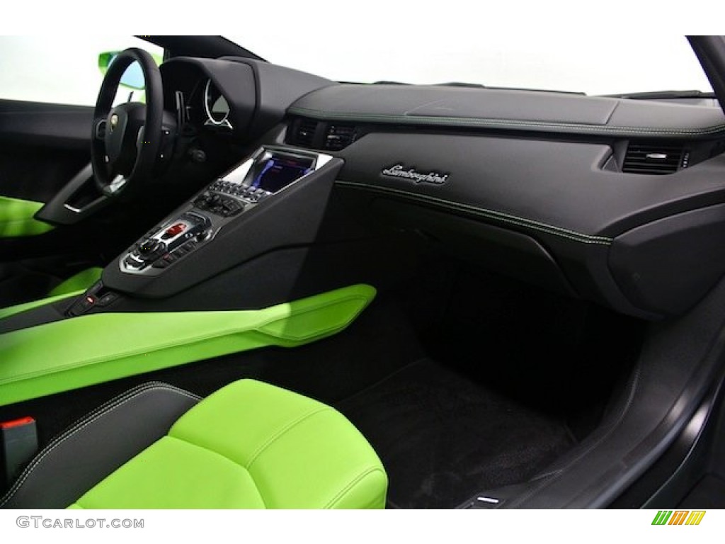 2012 Lamborghini Aventador LP 700-4 Nero Ade Dashboard Photo #82623561