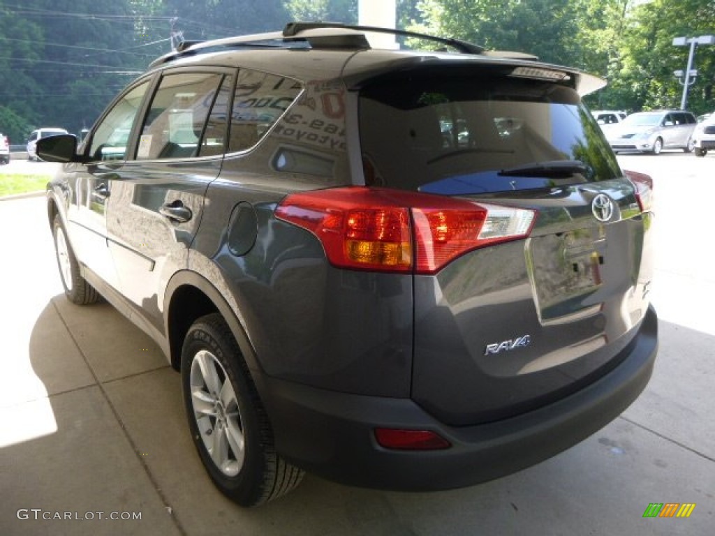 2013 RAV4 XLE AWD - Magnetic Gray Metallic / Black photo #4