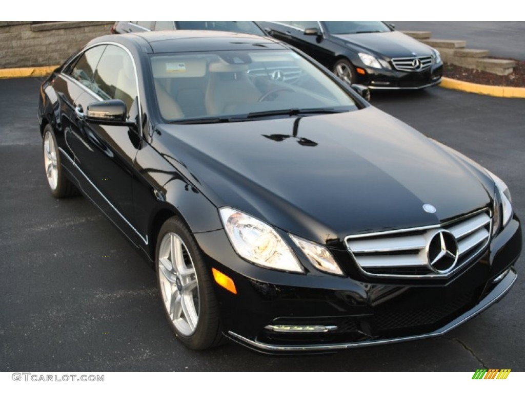 2013 E 350 4Matic Sedan - Black / Almond photo #1