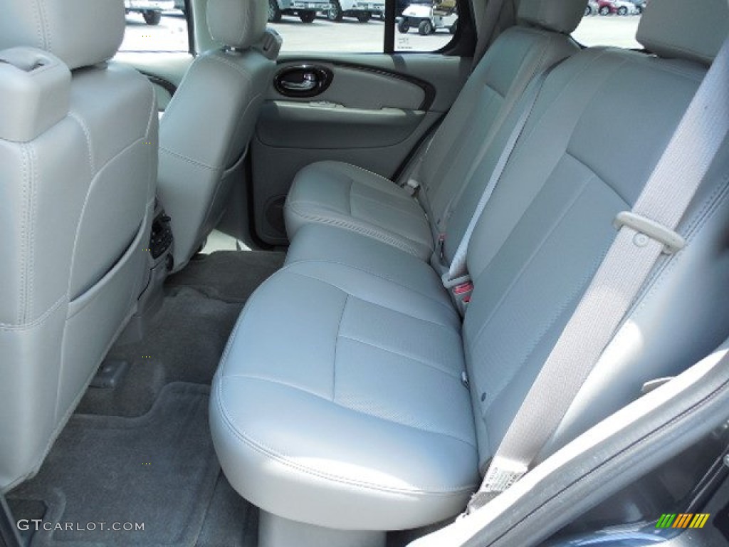 2007 Buick Rainier CXL Rear Seat Photos