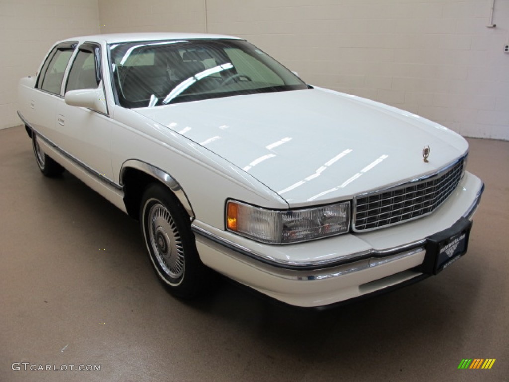 1995 DeVille Sedan - White / Ivory photo #1
