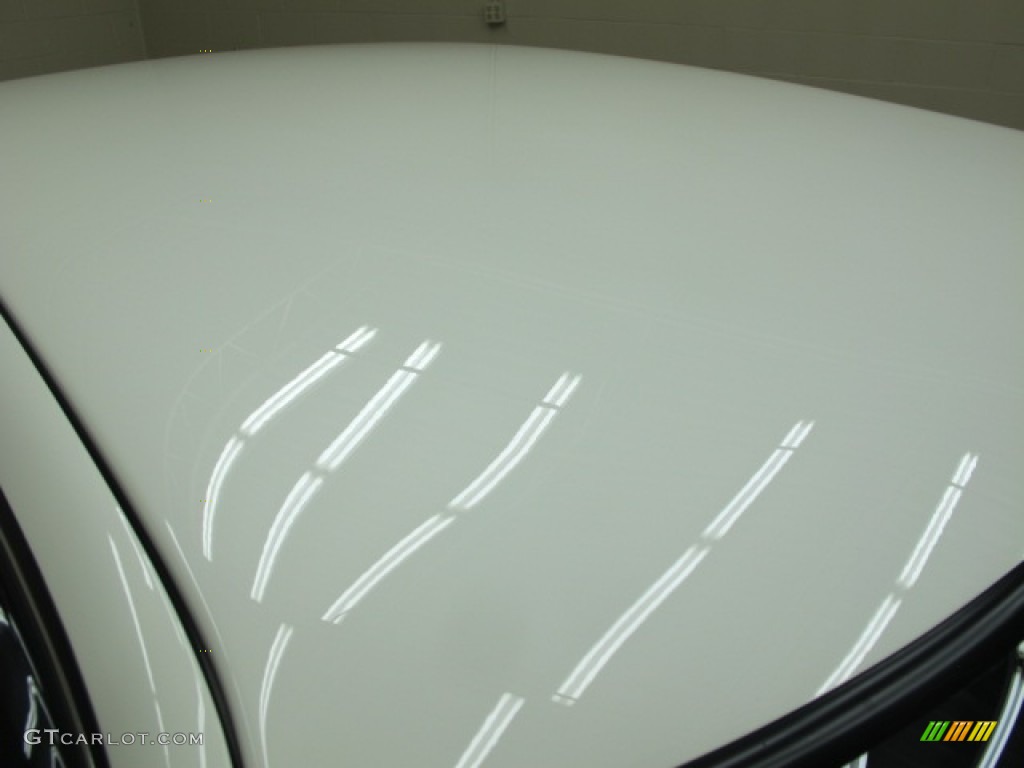 1995 DeVille Sedan - White / Ivory photo #12