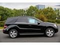 Black - ML 350 4Matic Photo No. 3