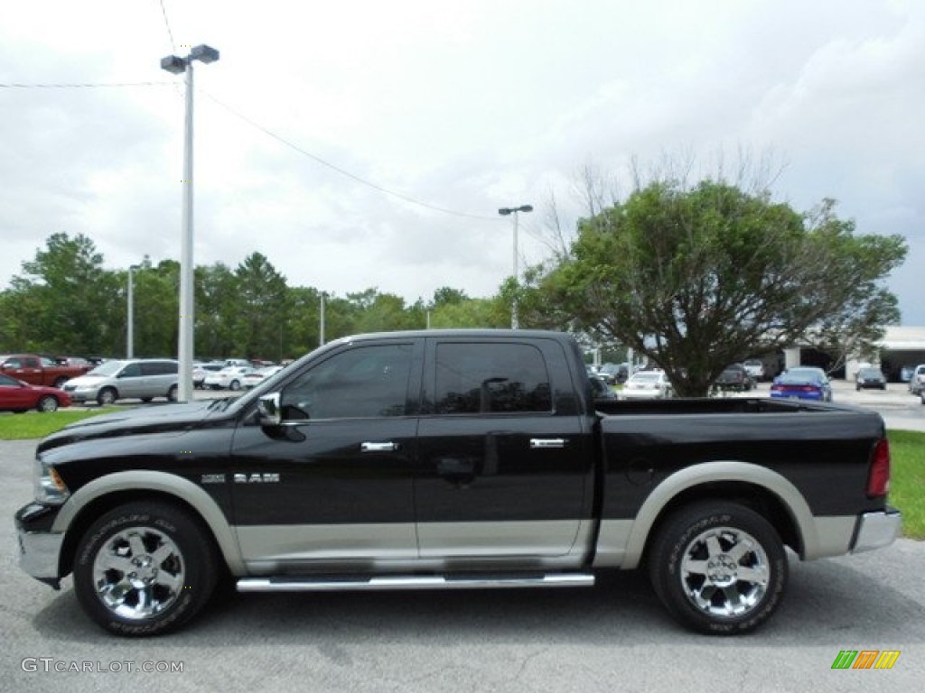 2010 Ram 1500 Laramie Crew Cab - Brilliant Black Crystal Pearl / Dark Slate Gray photo #2