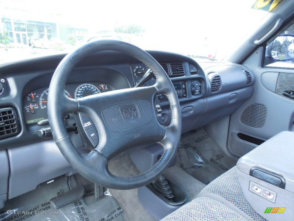 1998 Dodge Ram 1500 Laramie SLT Regular Cab 4x4 Gray Dashboard Photo #82636271