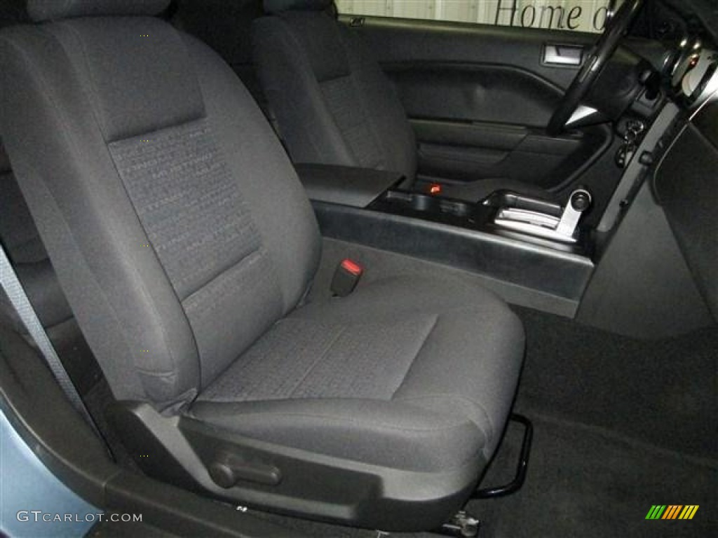 2007 Mustang V6 Deluxe Coupe - Windveil Blue Metallic / Dark Charcoal photo #18